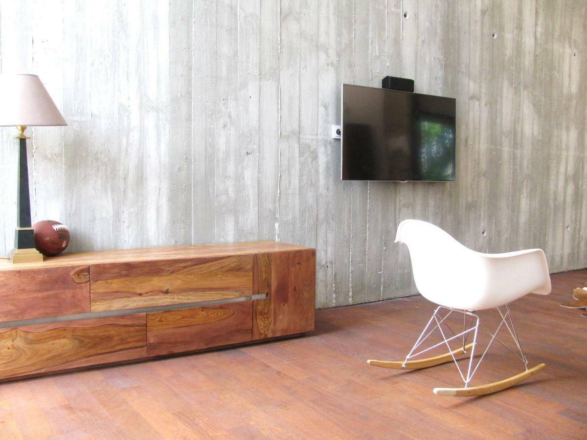 Appartamento Loft Im Hundertjaehrigen Backhaus Lipsia Esterno foto